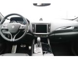 Maserati Levante bei Sportwagen.expert - Abbildung (4 / 9)