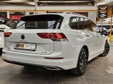 VW Golf VIII bei Sportwagen.expert - Abbildung (4 / 15)