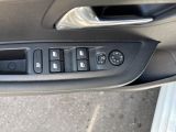 Peugeot 208 bei Sportwagen.expert - Abbildung (14 / 15)
