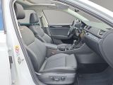 Skoda Superb bei Sportwagen.expert - Abbildung (9 / 15) Skoda Superb bei Sportwagen.expert - Abbildung (9 / 15)