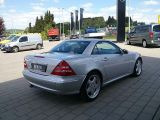 Mercedes-Benz SLK-Klasse bei Sportwagen.expert - Abbildung (11 / 15)