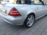 Mercedes-Benz SLK-Klasse bei Sportwagen.expert - Abbildung (8 / 15)
