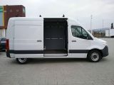 Mercedes-Benz Sprinter bei Sportwagen.expert - Abbildung (13 / 15)