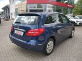 Mercedes-Benz B-Klasse bei Sportwagen.expert - Abbildung (4 / 15)