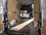 Nissan NV400 bei Sportwagen.expert - Abbildung (6 / 15)