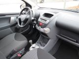 Toyota Aygo bei Sportwagen.expert - Abbildung (12 / 15)