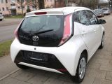 Toyota Aygo bei Sportwagen.expert - Abbildung (6 / 12)