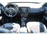 Jeep Compass bei Sportwagen.expert - Abbildung (8 / 15)