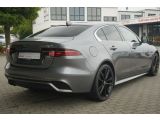 Jaguar XE bei Sportwagen.expert - Abbildung (5 / 15)
