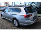VW Passat bei Sportwagen.expert - Abbildung (4 / 15) VW Passat bei Sportwagen.expert - Abbildung (4 / 15)