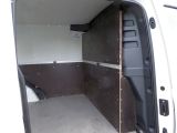 VW Caddy bei Sportwagen.expert - Abbildung (8 / 15)