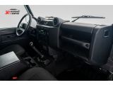 Land Rover Defender bei Sportwagen.expert - Abbildung (13 / 15)