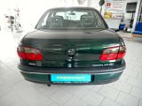 Opel Omega bei Sportwagen.expert - Abbildung (5 / 14)