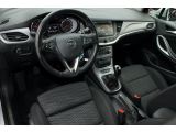 Opel Astra bei Sportwagen.expert - Abbildung (11 / 15)