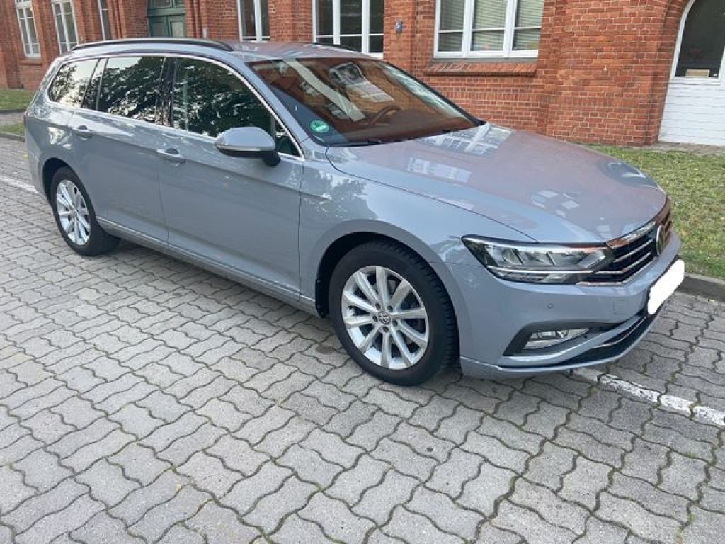 VW Passat bei Sportwagen.expert - Hauptabbildung VW Passat bei Sportwagen.expert - Hauptabbildung