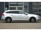 Volvo V60 bei Sportwagen.expert - Abbildung (7 / 15)