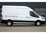 Ford Transit bei Sportwagen.expert - Abbildung (8 / 15)