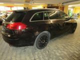 Opel Insignia bei Sportwagen.expert - Abbildung (5 / 15)