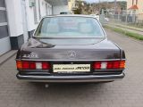 Mercedes-Benz 230 bei Sportwagen.expert - Abbildung (4 / 10)