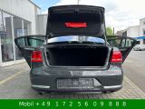 VW Passat bei Sportwagen.expert - Abbildung (14 / 15) VW Passat bei Sportwagen.expert - Abbildung (14 / 15)