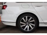 VW Passat bei Sportwagen.expert - Abbildung (13 / 15)