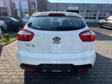 Kia Rio bei Sportwagen.expert - Abbildung (11 / 15) Kia Rio bei Sportwagen.expert - Abbildung (11 / 15)