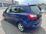 Ford C-MAX bei Sportwagen.expert - Abbildung (7 / 15)