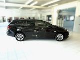 Opel Astra bei Sportwagen.expert - Abbildung (3 / 8)