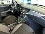 Opel Astra bei Sportwagen.expert - Abbildung (8 / 8)