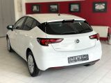 Opel Astra bei Sportwagen.expert - Abbildung (2 / 8)