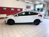 Ford Focus bei Sportwagen.expert - Abbildung (4 / 9)