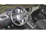 Opel Astra bei Sportwagen.expert - Abbildung (7 / 9)