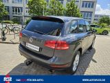 VW Touareg bei Sportwagen.expert - Abbildung (8 / 15)