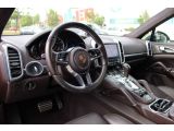 Porsche Cayenne bei Sportwagen.expert - Abbildung (13 / 15)