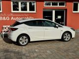 Opel Astra bei Sportwagen.expert - Abbildung (5 / 15)