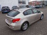 Chevrolet Cruze bei Sportwagen.expert - Abbildung (5 / 15)