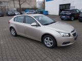 Chevrolet Cruze bei Sportwagen.expert - Abbildung (3 / 15)