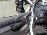Ford Transit bei Sportwagen.expert - Abbildung (14 / 15)