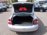 VW Passat bei Sportwagen.expert - Abbildung (12 / 15)