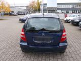 Mercedes-Benz A-Klasse bei Sportwagen.expert - Abbildung (6 / 15)