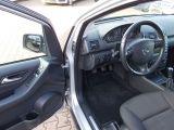 Mercedes-Benz A-Klasse bei Sportwagen.expert - Abbildung (14 / 15)