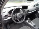 Audi Q2 bei Sportwagen.expert - Abbildung (6 / 15)