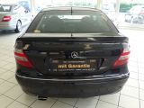 Mercedes-Benz C-Klasse bei Sportwagen.expert - Abbildung (7 / 13)
