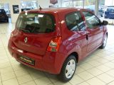 Renault Twingo bei Sportwagen.expert - Abbildung (6 / 13)