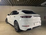 Porsche Cayenne bei Sportwagen.expert - Abbildung (4 / 15)