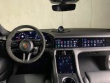 Porsche Taycan bei Sportwagen.expert - Abbildung (13 / 15)