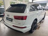 Audi Q7 bei Sportwagen.expert - Abbildung (3 / 15)