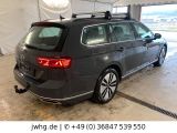 VW Passat bei Sportwagen.expert - Abbildung (4 / 15)