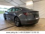 Tesla Model 3 bei Sportwagen.expert - Abbildung (4 / 15)