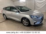 Ford Focus Turnier bei Sportwagen.expert - Abbildung (2 / 15) Ford Focus Turnier bei Sportwagen.expert - Abbildung (2 / 15)